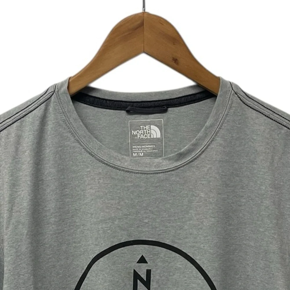 TS828 Men’s The North Face Outdoor Performance Brand T Shirt M